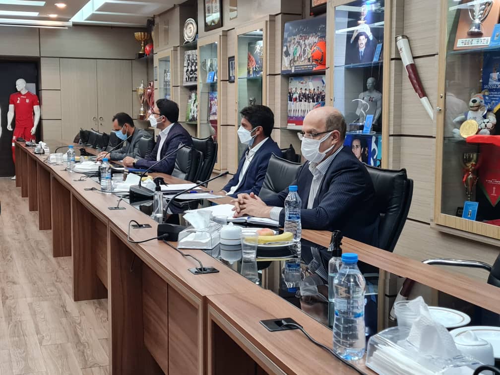  نشست هم اندیشی توسعه فوتبال  برگزار شد