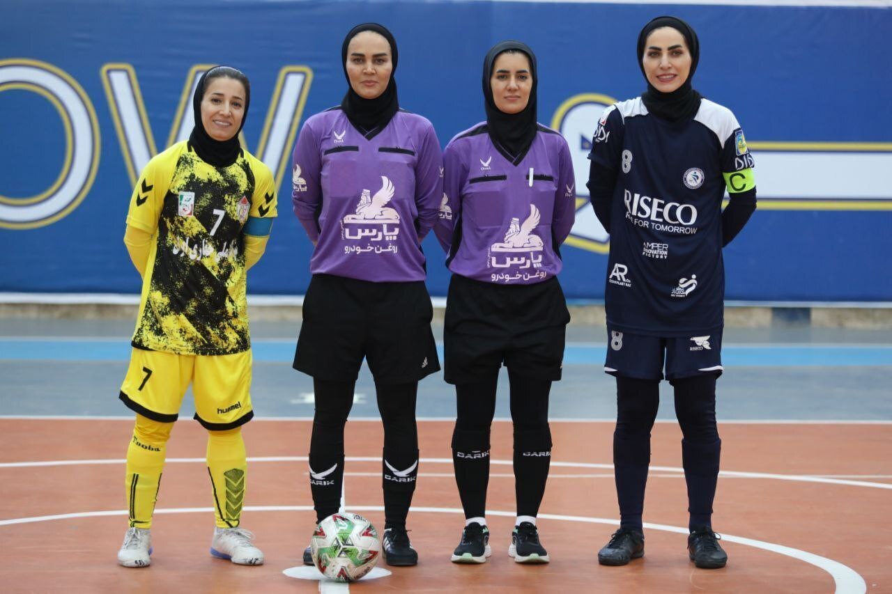 اعلام تیم داوری یک دیدار معوقه از لیگ برتر فوتسال بانوان