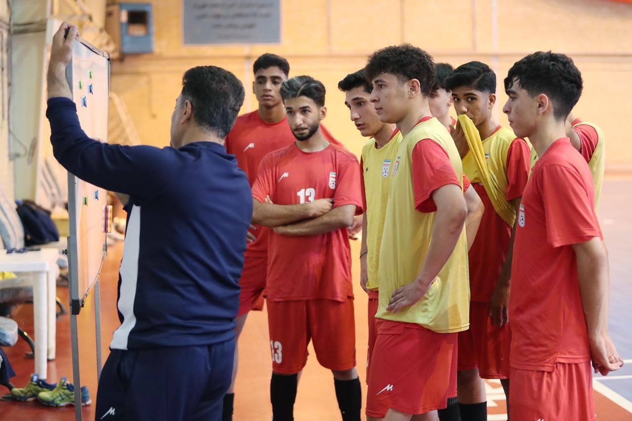 حضور تیم ملی فوتسال جوانان در روسیه 