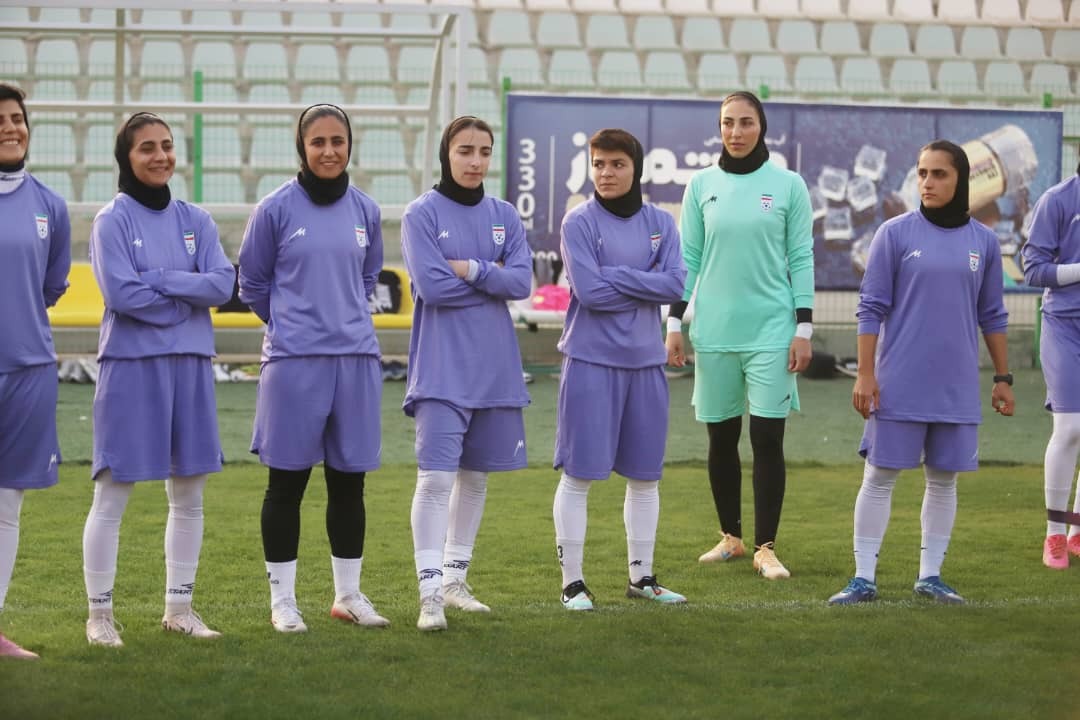 برگزاری نخستین تمرین تیم ملی فوتبال بانوان برگزاری نخستین تمرین تیم ملی فوتبال بانوان