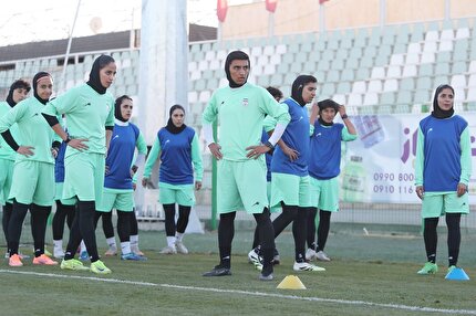 جعفری 30 بازیکن را به خط کرد