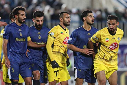 گزارش تصویری از دیدار تیم های ملوان بندر انزلی و فجرشهید سپاسی شیراز